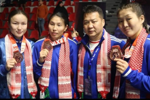 Ази тивийн аваргын боксын тэмцээнээс ОБЕГ-ын тамирчид гурван медаль хүртлээ