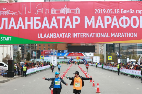 “Улаанбаатар марафон“-ы энгэрийн дугаар, чипийг 26-27-нд олгоно
