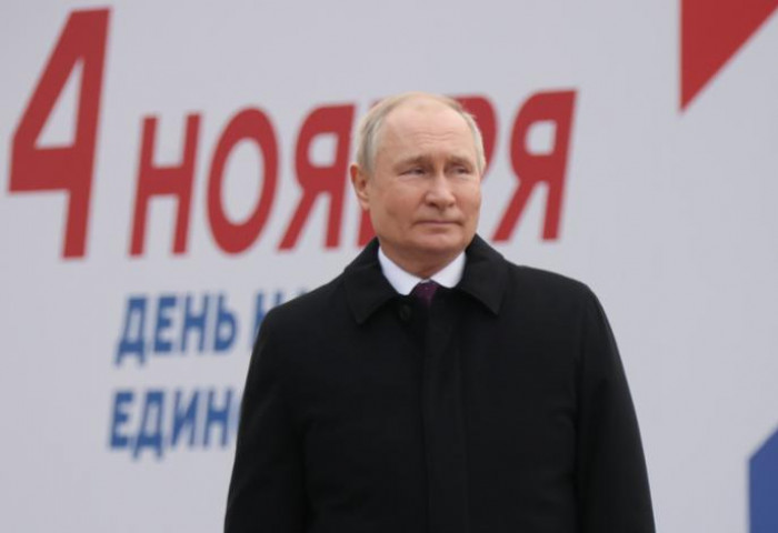 Владимир Путин Ерөнхийлөгчийн сонгуульд өрсөлдөнө гэж эх сурвалжууд мэдээлжээ