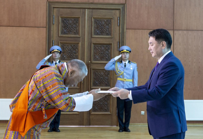 Бутаны Хаант Улсаас Монголд суух Элчин сайд Итгэмжлэх жуух бичгээ өргөн барилаа