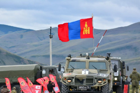 Б.Отгонбаяр: Монгол, Оросын зэвсэгт хүчний хамтарсан сургуулилалт явагдаж байна