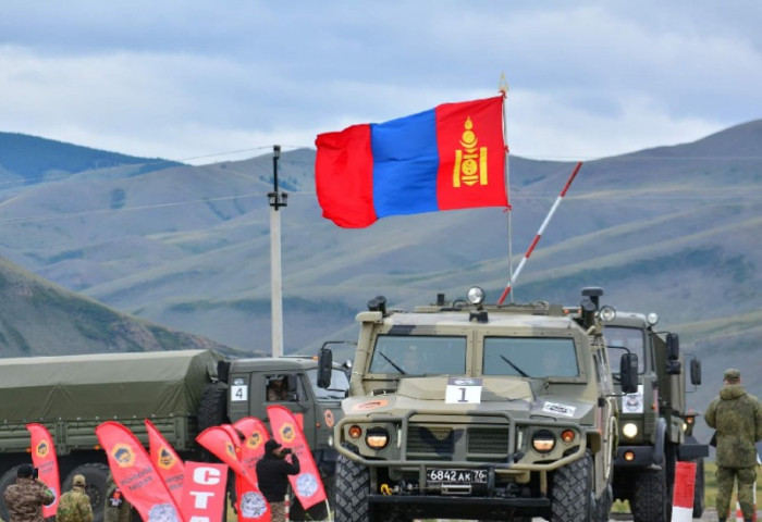 Б.Отгонбаяр: Монгол, Оросын зэвсэгт хүчний хамтарсан сургуулилалт явагдаж байна